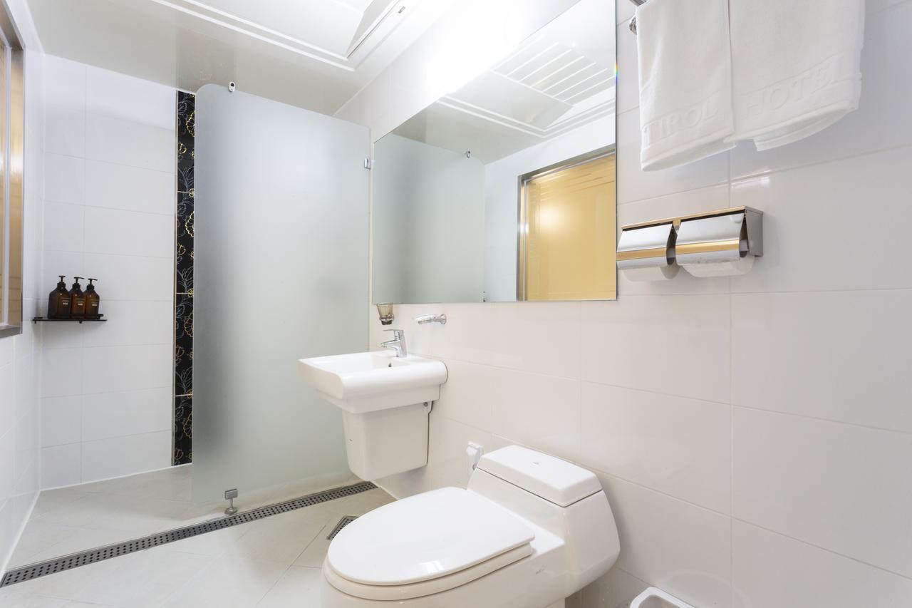סיאול Hotel Tirol מראה חיצוני תמונה